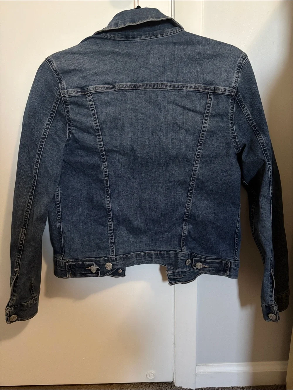 Classic Levi’s Women's Denim Jacket - Blue